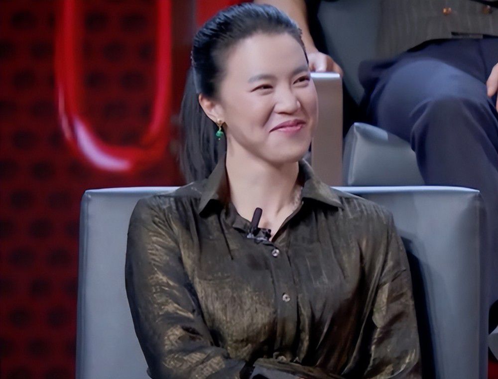 据灯塔专业版数据显示,截至7月30日,2022年全国院线电影总票房(含预售)正式突破200亿大关
